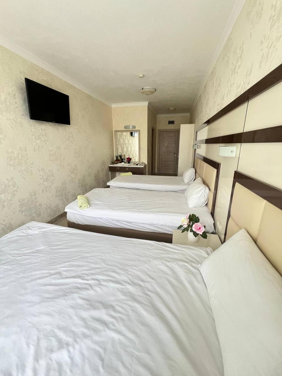 Family Hotel Gallery Sunny Beach Exterior foto